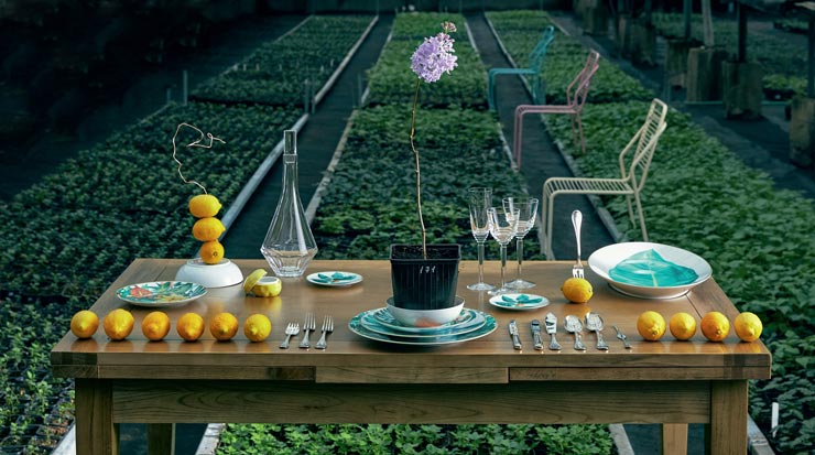 Наш дубовый обеденный стол Amelie замечен в майском выпуске журнала AD