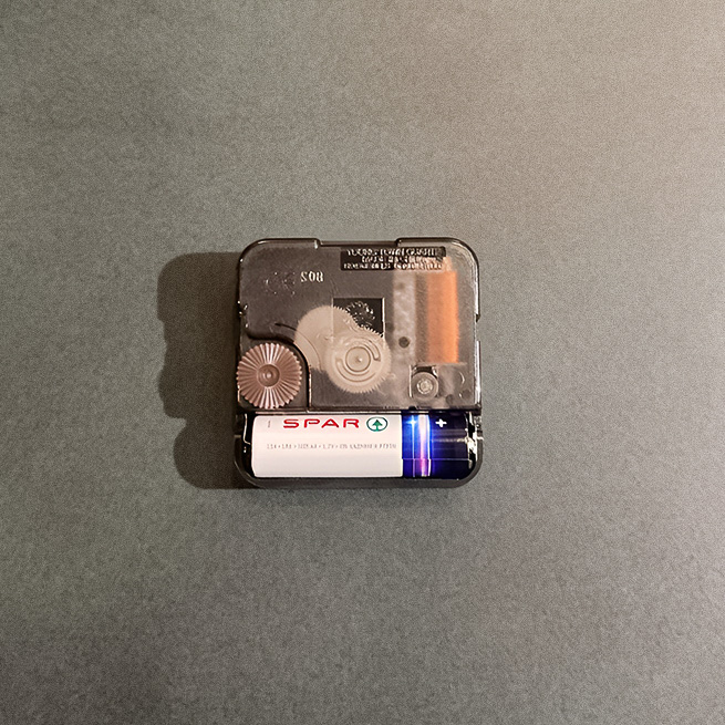 Настенные часы Кафе Де Маргаритес Cafe Des Marguerites Wall Clock