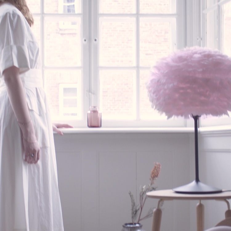 Подвесной светильник Эос на белом проводе, M Eos Hanging Lamp With White Cord Medium