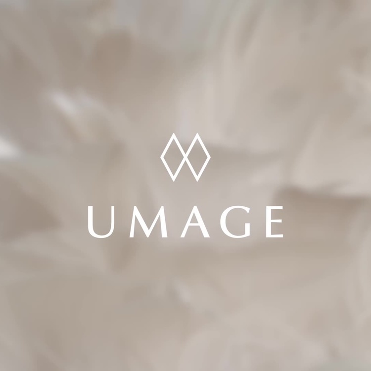 Подвесной светильник Эос на чёрном проводе, красные перья, L Eos Hanging Lamp With Black Cord Large