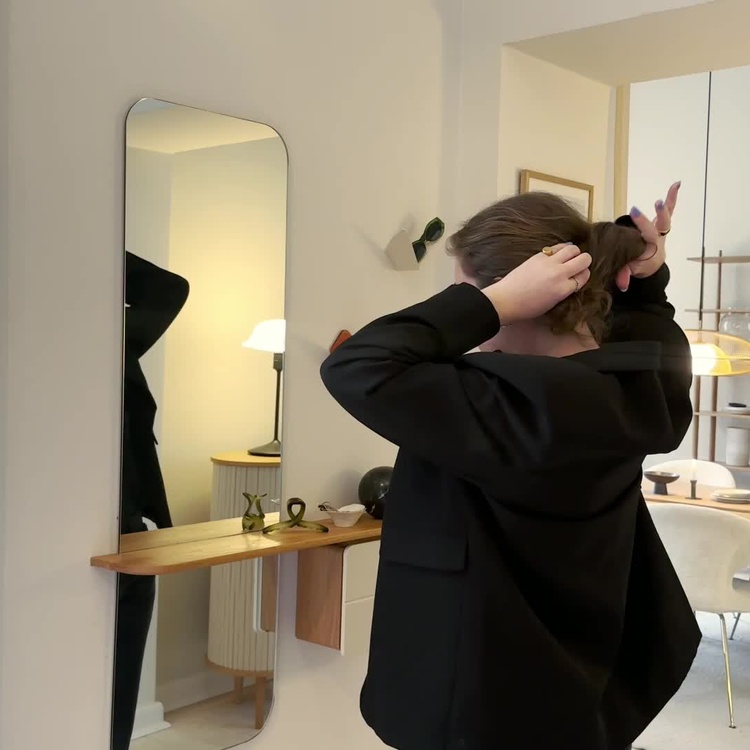 Настенное зеркало с полкой и ящиком Ещё один взгляд, чёрный дуб One More Look Mirror Stand, Black Oak