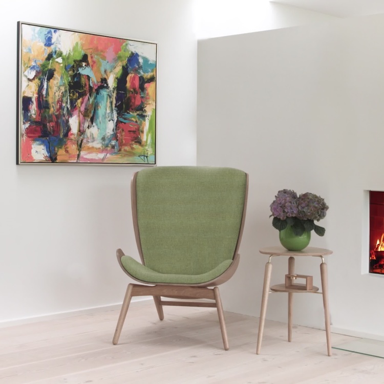 Кресло Читатель, тёмные ножки  The Reader Wing Chair, Dark Oak