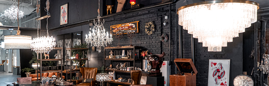 2024-02-05_Crystal-Chandelier