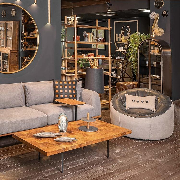 Сервант с двумя дверцами и шестью ящиками Уолтон Walton 2 Doors Cabinet With 6 Drawers