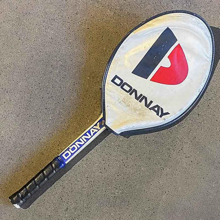 Винтажная ракетка и воланчик 6 Vintage Racket And Shuttlecock 6