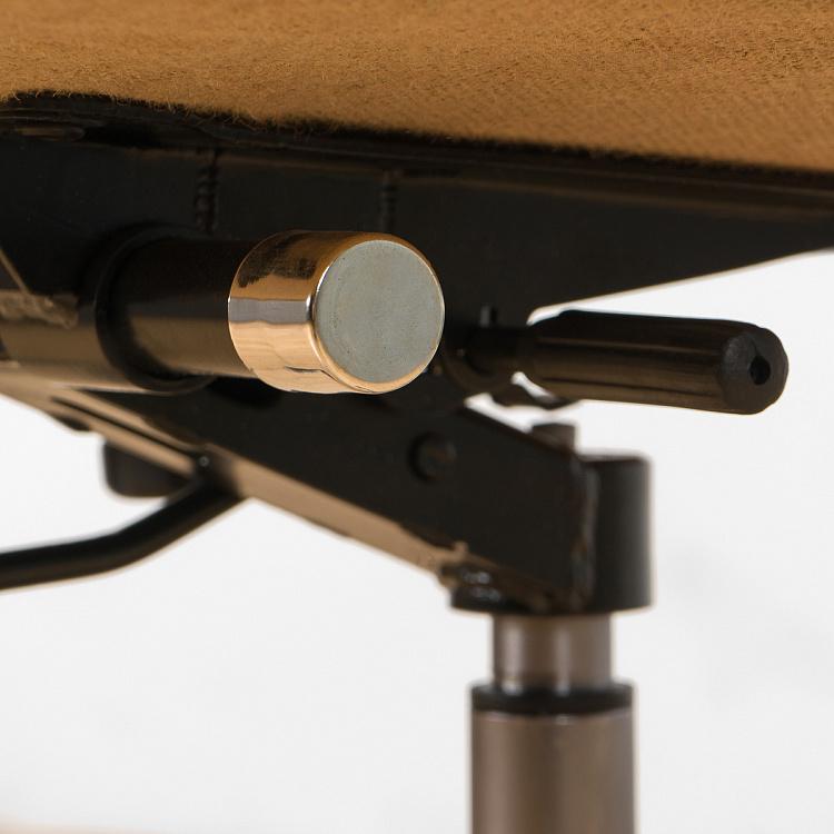 Рабочее кресло Неаполь, чёрные подлокотники Ufficio Napoli Armchair, Black Wood D