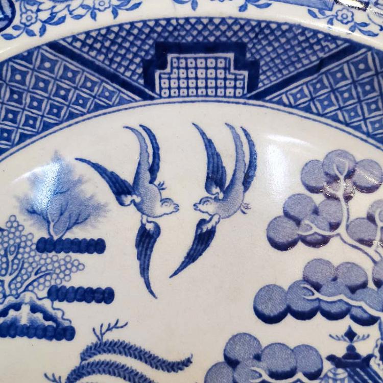 Винтажная тарелка белая с голубым мотивом 23, L Vintage Plate Blue White Large 23