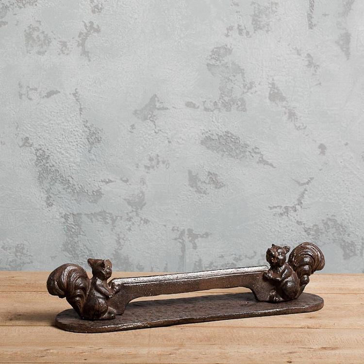 Скребок для обуви из чугуна Double Squirrel Scraper In Cast Iron