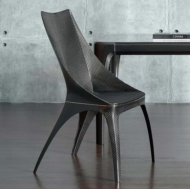 Стул из карбона Кавалло Cavallo Dining Chair, Carbon