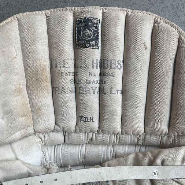 Винтажный щиток для крикета 2 Vintage Cricket Pad 2