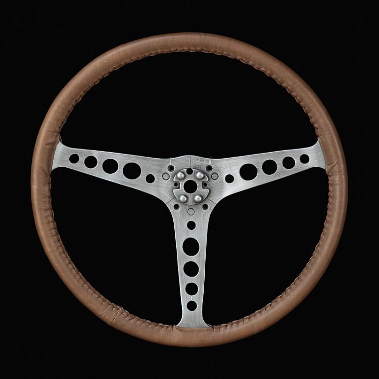 Арт-объект Кожаный руль гоночного автомобиля за стеклом в раме, M Shadow Box Leather Steering Wheel Medium