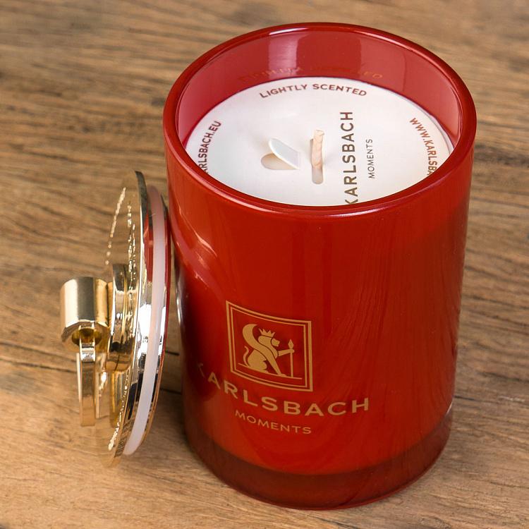 Аромасвеча в алом стакане с золотой крышкой Сосновая хвоя Aroma Candle In Scarlet Glass With Gold Lid Frosted Berry