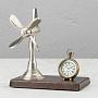 Настольные часы Propeller Desk Clock On Leather Stand
