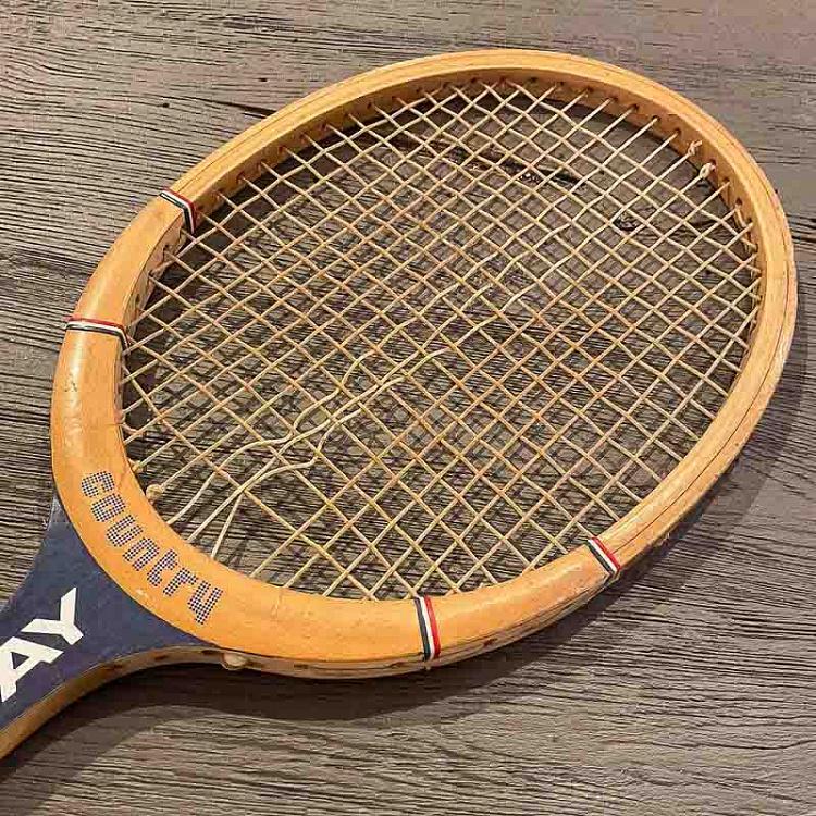 Винтажная теннисная ракетка и мяч 5 Vintage Tennis Racket And Ball 5