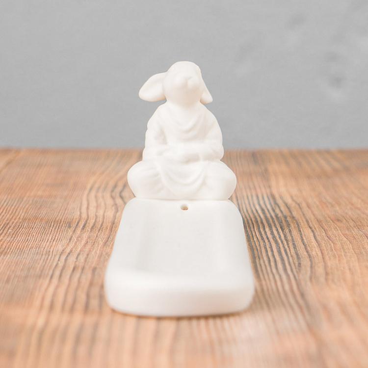 Подставка для благовоний цвета слоновой кости Медитирующий кролик Meditating Rabbit Incense Stand Ivory