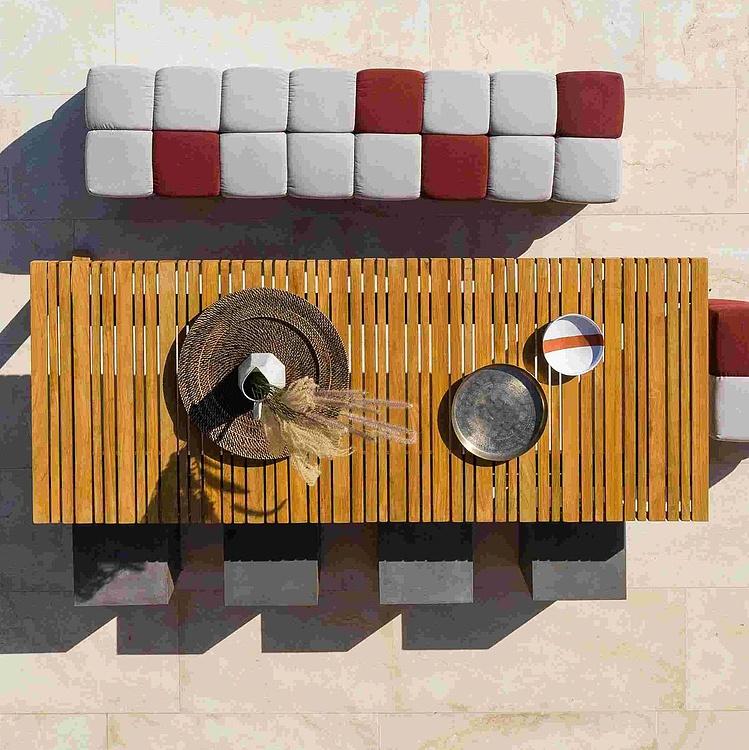 Садовый обеденный стол из тика Блоу Blow Dining Table, Golden Teak