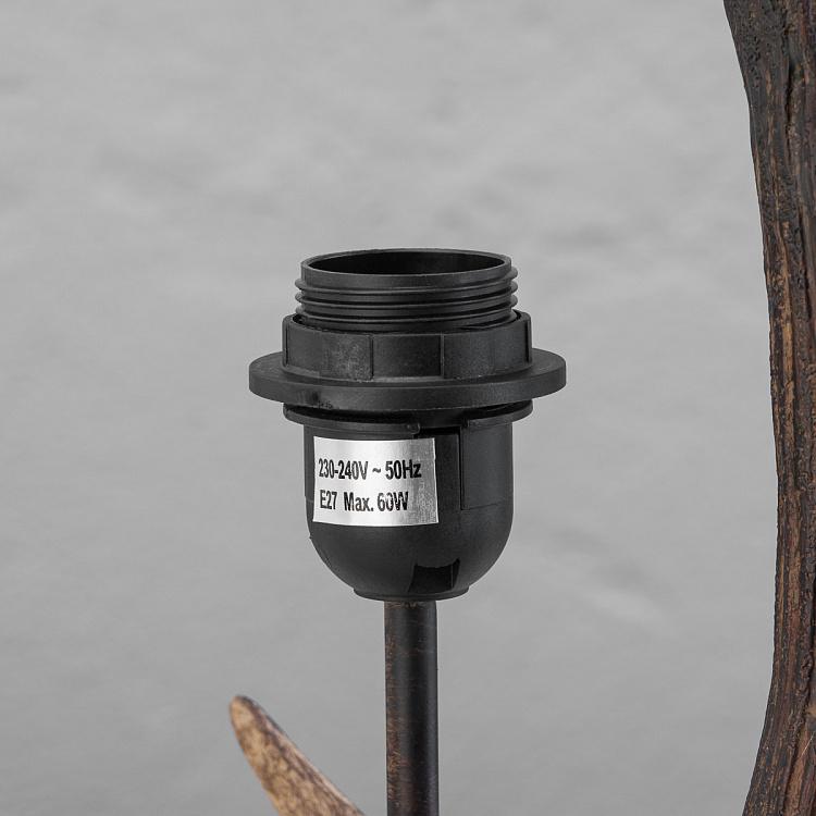 Настольная лампа с оленьими рогами и меховым абажуром Deer Antlers Table Lamp With Fur Shade