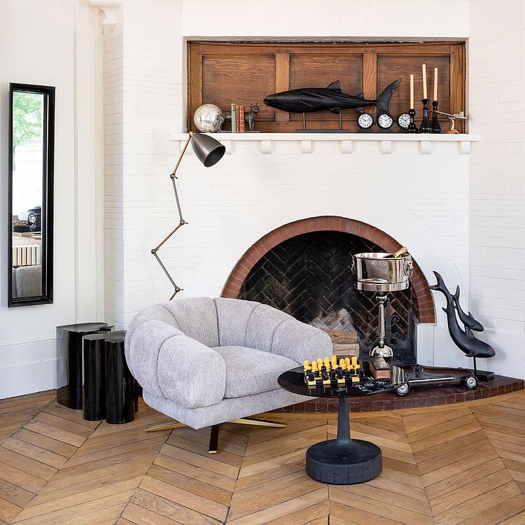 Статуэтка на подставке Две чёрные рыбы Black Fish On Base