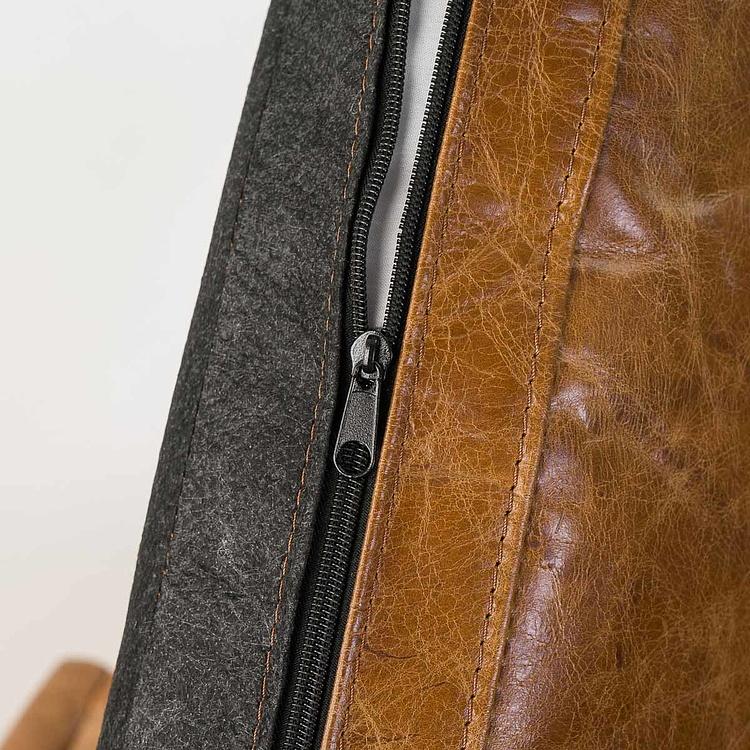 Двухместный диван Томми, светлые ножки Tommy 2 Seater, Light Brown Wood D