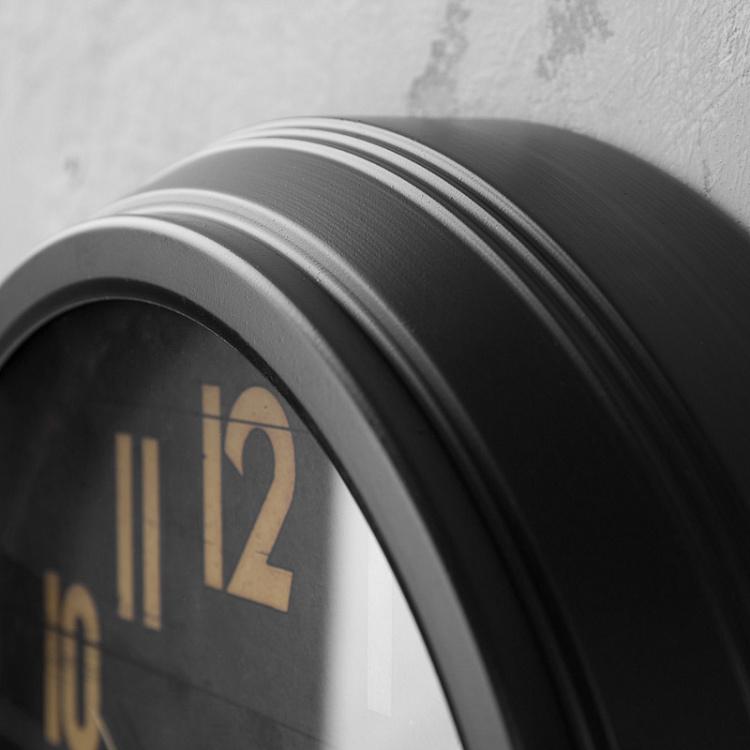 Чёрные настенные часы с деревянным циферблатом Black Clock With Wood Face