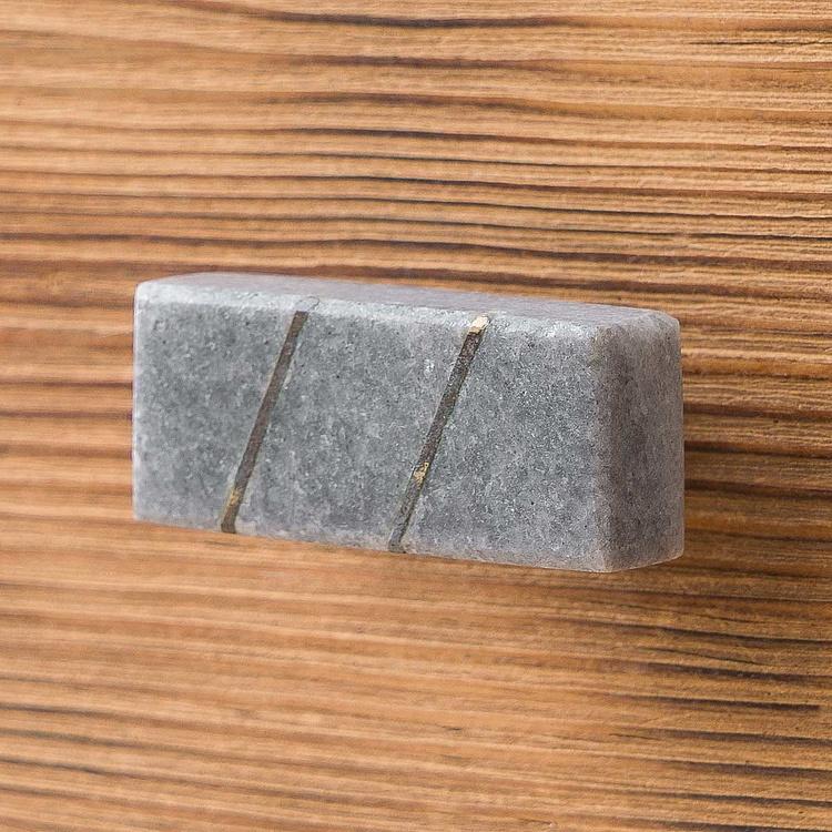 Мебельная ручка из камня с латунными вставками Brass Inlay Grey Stone Knob