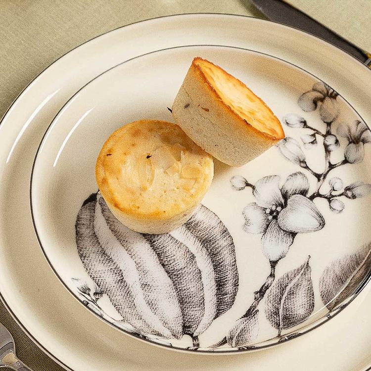 Жёлтая десертная тарелка с карамболой Экзо Exo Dessert Plate Carambola Yellow