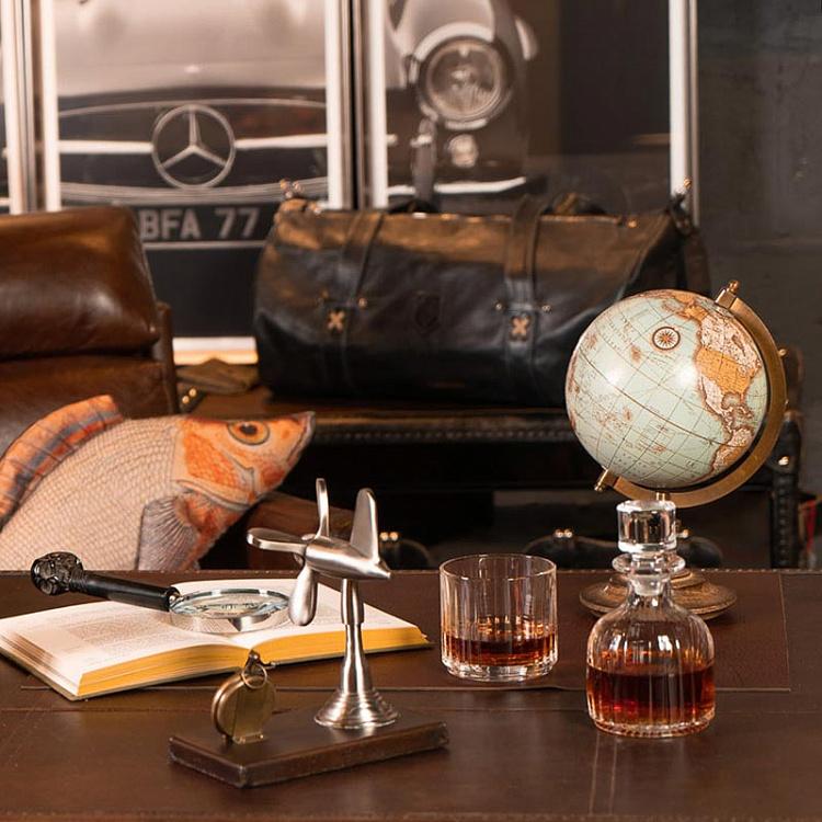 Винтажный зелёный глобус на деревянном основании Vintage Globe Green Gold On Natural Base