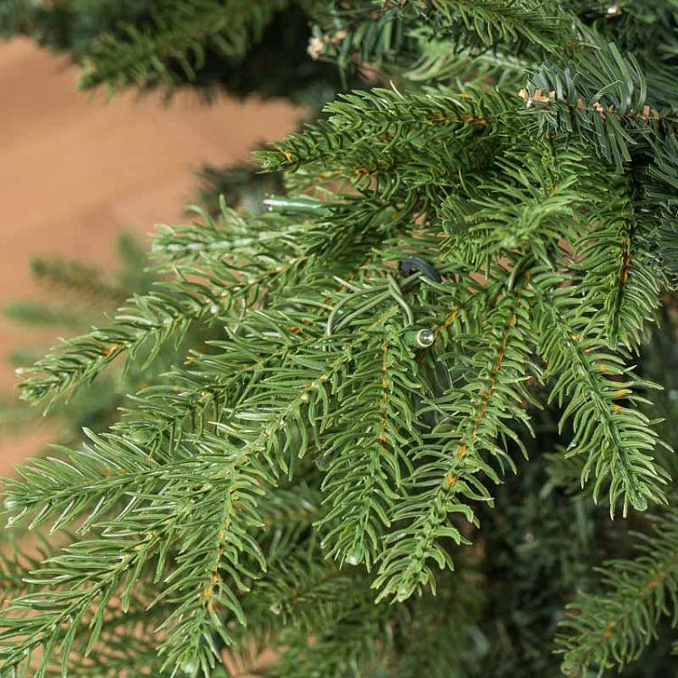 Искусственная новогодняя ёлка с led-гирляндой на 340 лампочек, 185 см Green Spruce With 340 LED Bulbs 185 cm