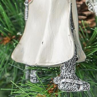Ёлочная игрушка Knight In White 14 cm