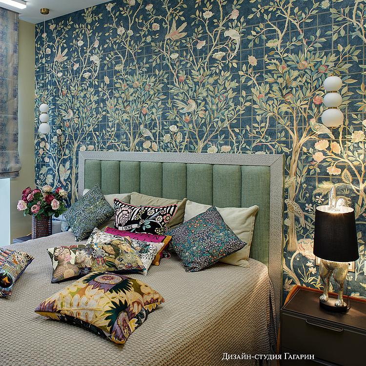 Настольная лампа Робкий кролик с чёрным абажуром Table Lamp Hiding Bunny Black