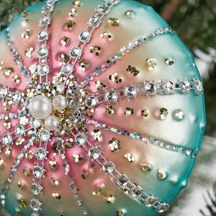 Набор из двух ёлочных игрушек Раковина и морской ёж Set Of 2 Glass Pearl Shells Urchin Blue Pink 10 cm