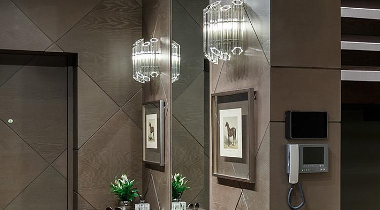 Бра Виттория замечена в интерьере квартиры на страницах сайта Elle Decoration