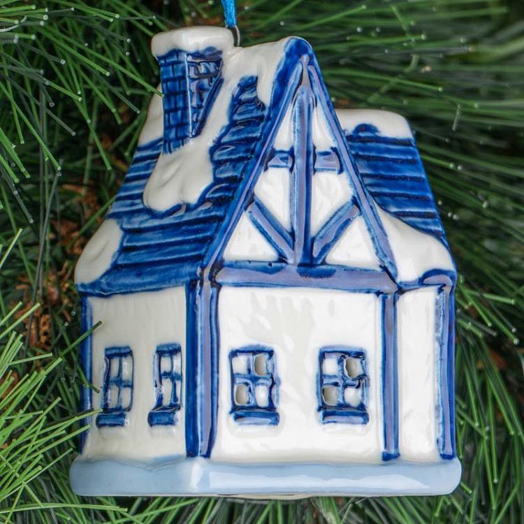 Набор из четырёх ёлочных игрушек с LED лампочками Зимние домики Set Of 4 Xmas Blue Led Houses 8 cm