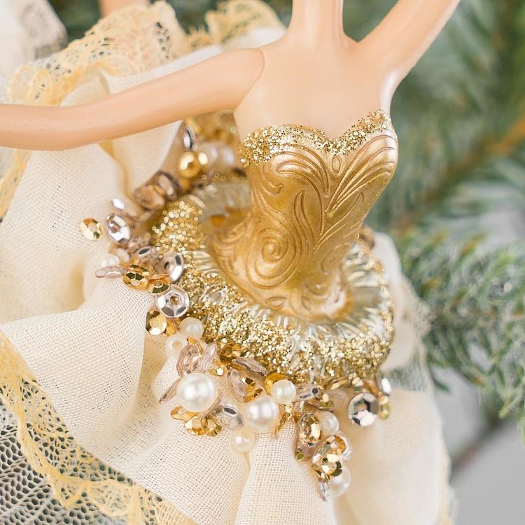 Набор из трёх ёлочных игрушек Балерины в платьях с жемчугом Set Of 3 Fabric Pearl Ballerinas White Gold 19 cm