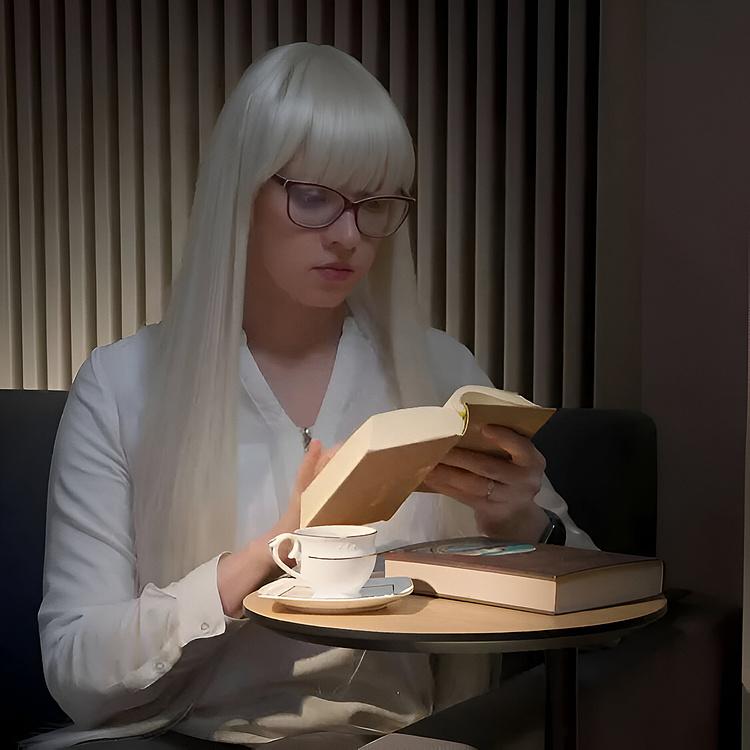 Высокий приставной столик Нарни Narni Side Table High