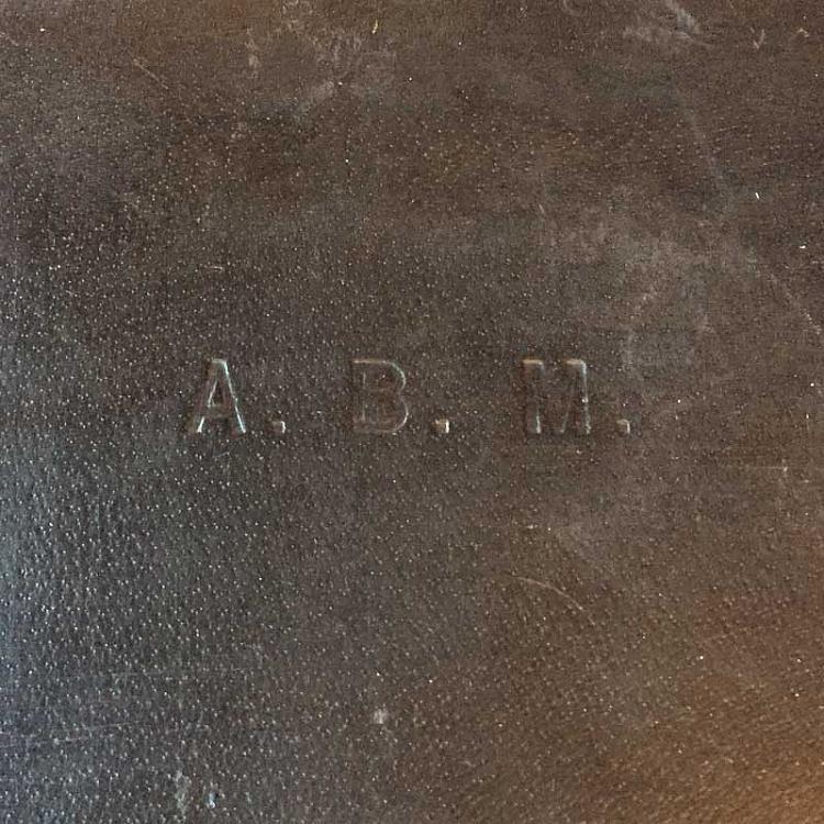 Винтажный чёрный кожаный чемодан 1 Vintage Black Leather Suitcase 1