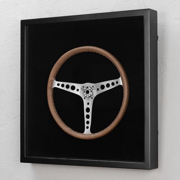 Арт-объект Кожаный руль гоночного автомобиля за стеклом в раме, M Shadow Box Leather Steering Wheel Medium