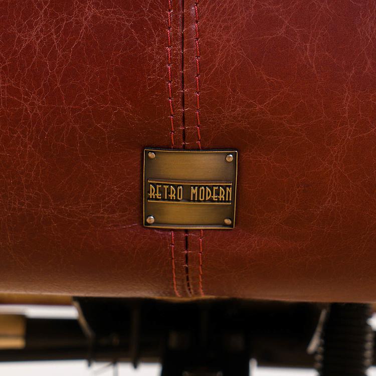 Рабочее кресло Турин, красно-коричневые подлокотники Ufficio Torino Armchair, Red Brown Wood D