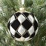 Ёлочная игрушка Checkered Ball Black White 10 cm