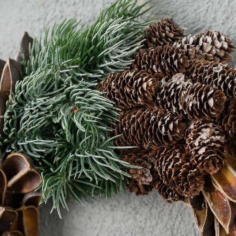 Новогодний заснеженный венок с шишками и ракушками Frost Pinecone Wreath Brown Green 34 cm