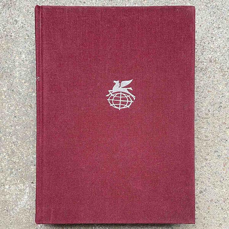 Винтажная книга Библиотека всемирной литературы, том 147 2. Детство. В людях. Мои университеты. М. Горький Vintage Book World Literature Library 147-2