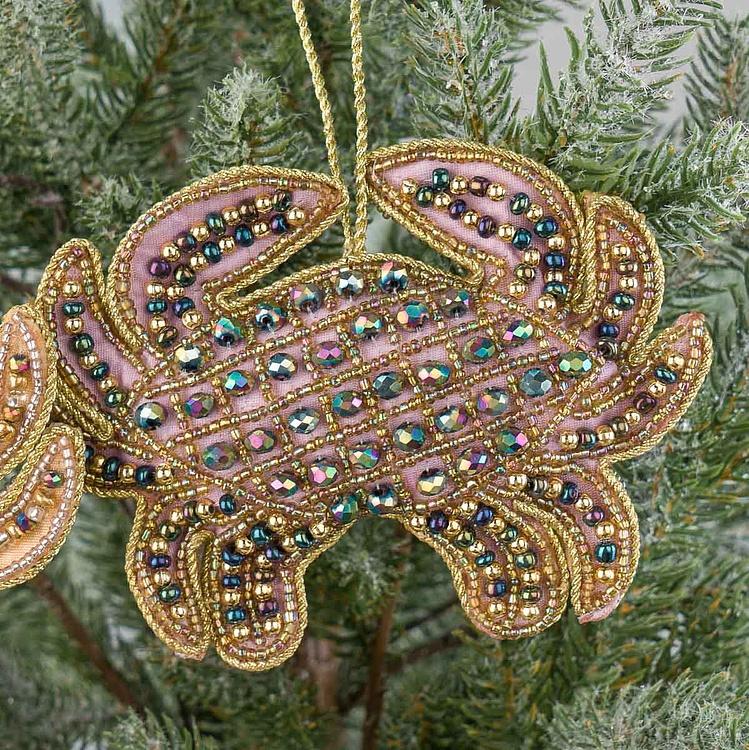 Набор из двух ёлочных игрушек Вышитые бисером крабы Set Of 2 Embroidered Beaded Crabs Purple Gold 16 cm