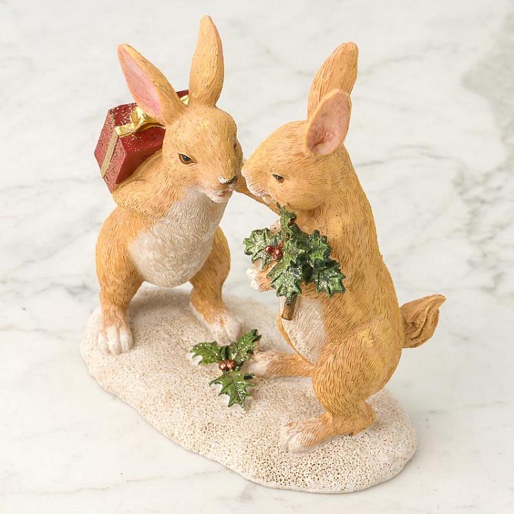 Статуэтка Рождественские зайцы с подарком Xmas Rabbits With Gift 19 cm