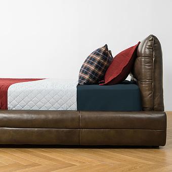 Двуспальная кровать Sahara Double Bed RM натуральная кожа Antique Master