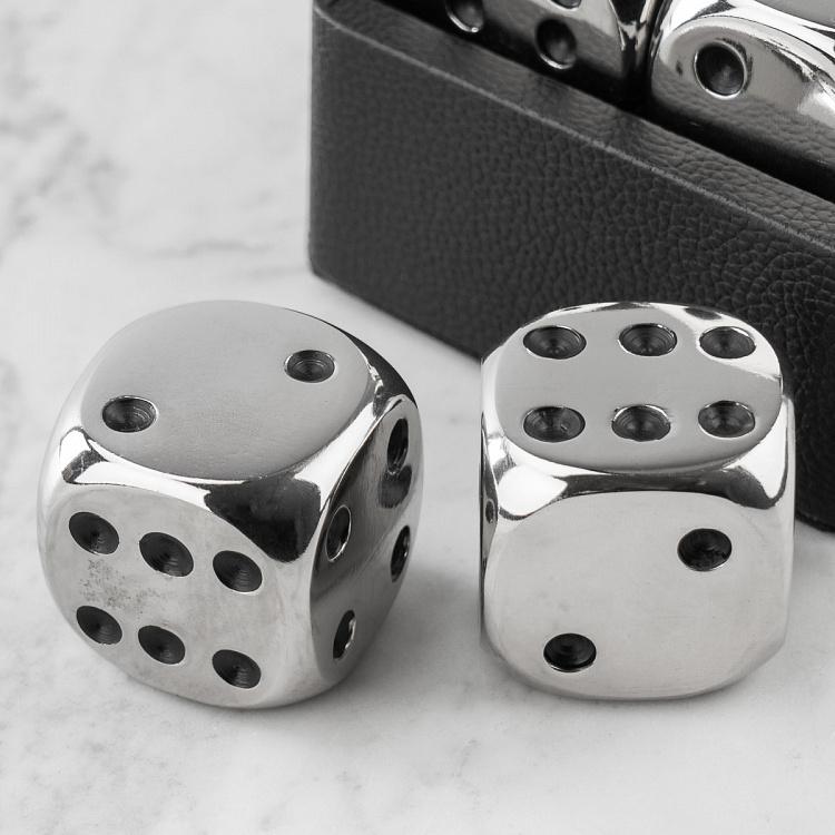 Четыре алюминиевые игральные кости в коробке Aluminium Dices On Wooden Base