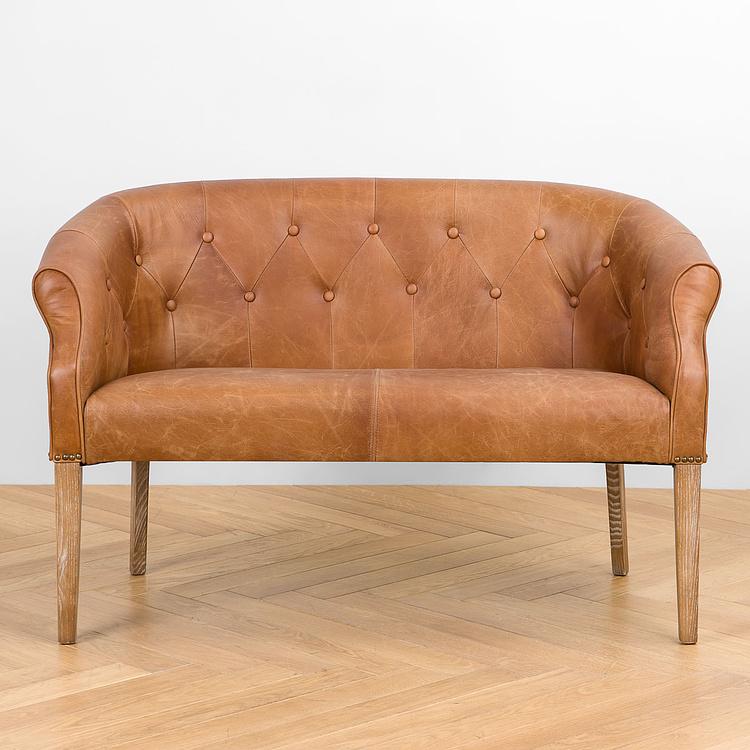 Двухместный кожаный диван Маршал, песочные ножки Marshall 2 Seater, Oak Sandwashed Leather