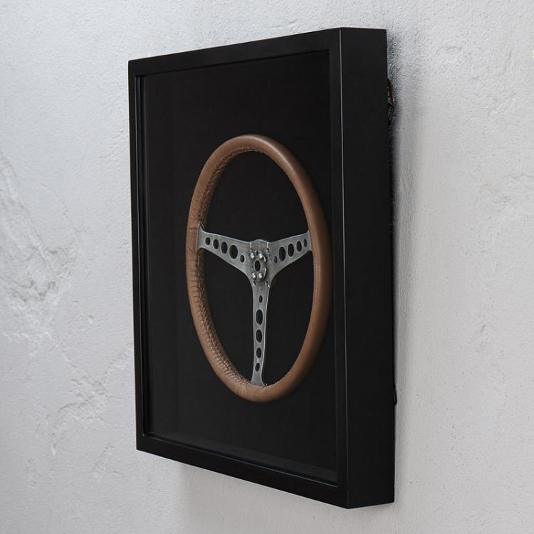 Арт-объект Кожаный руль гоночного автомобиля за стеклом в раме, M Shadow Box Leather Steering Wheel Medium