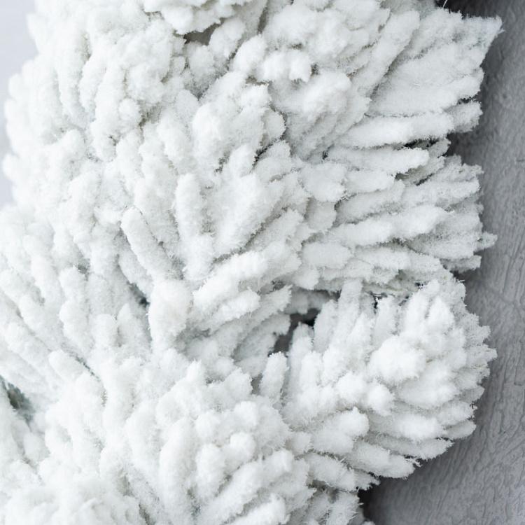 Новогодний заснеженный венок из шишек Wreath Pine With Snow 51 cm