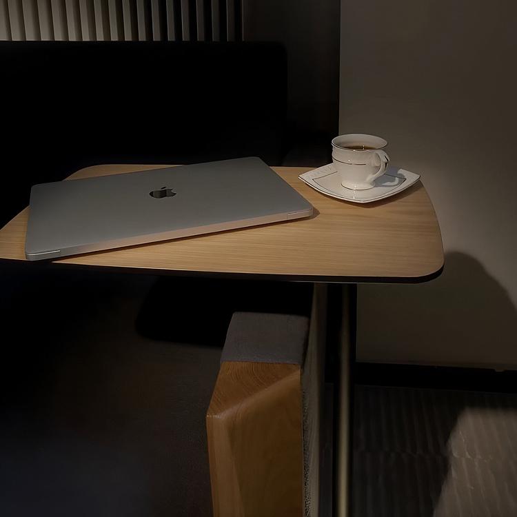 Высокий приставной столик Терни Terni Side Table High