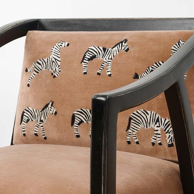 Кресло бархатное Сафари Embroidered Armchair